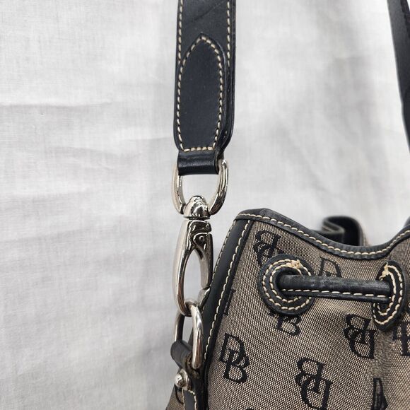 VTG Dooney & Burke Bucket Bag Purse Drawstring Tassel Logo Shoulder Black USA - Picture 8 of 12